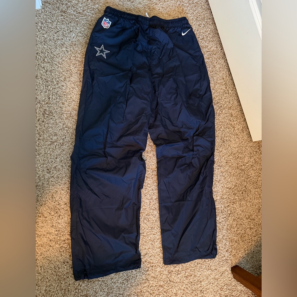 NWOT NFL Men’s Dallas Cowboy Nike On Field Apparel Storm Fit Pants